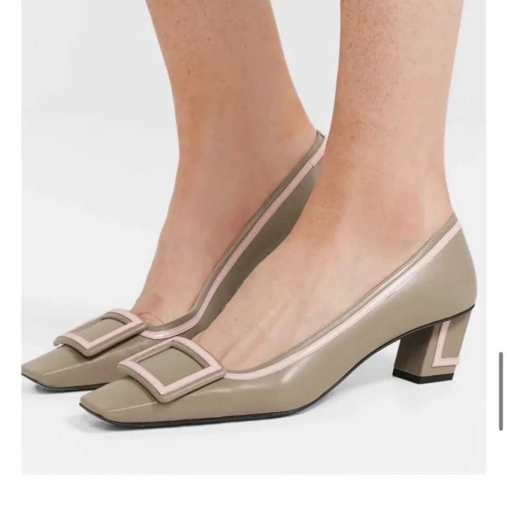 Roger Vivier Beige Square-Toe Flats - Picture 6 of 7